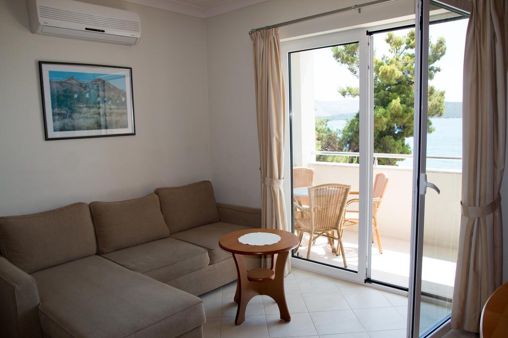 Villa Koala Apartments Zaboric Eksteriør bilde