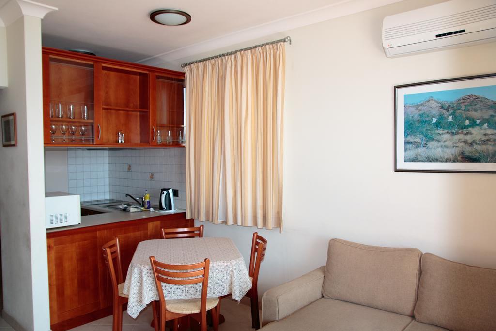 Villa Koala Apartments Zaboric Eksteriør bilde